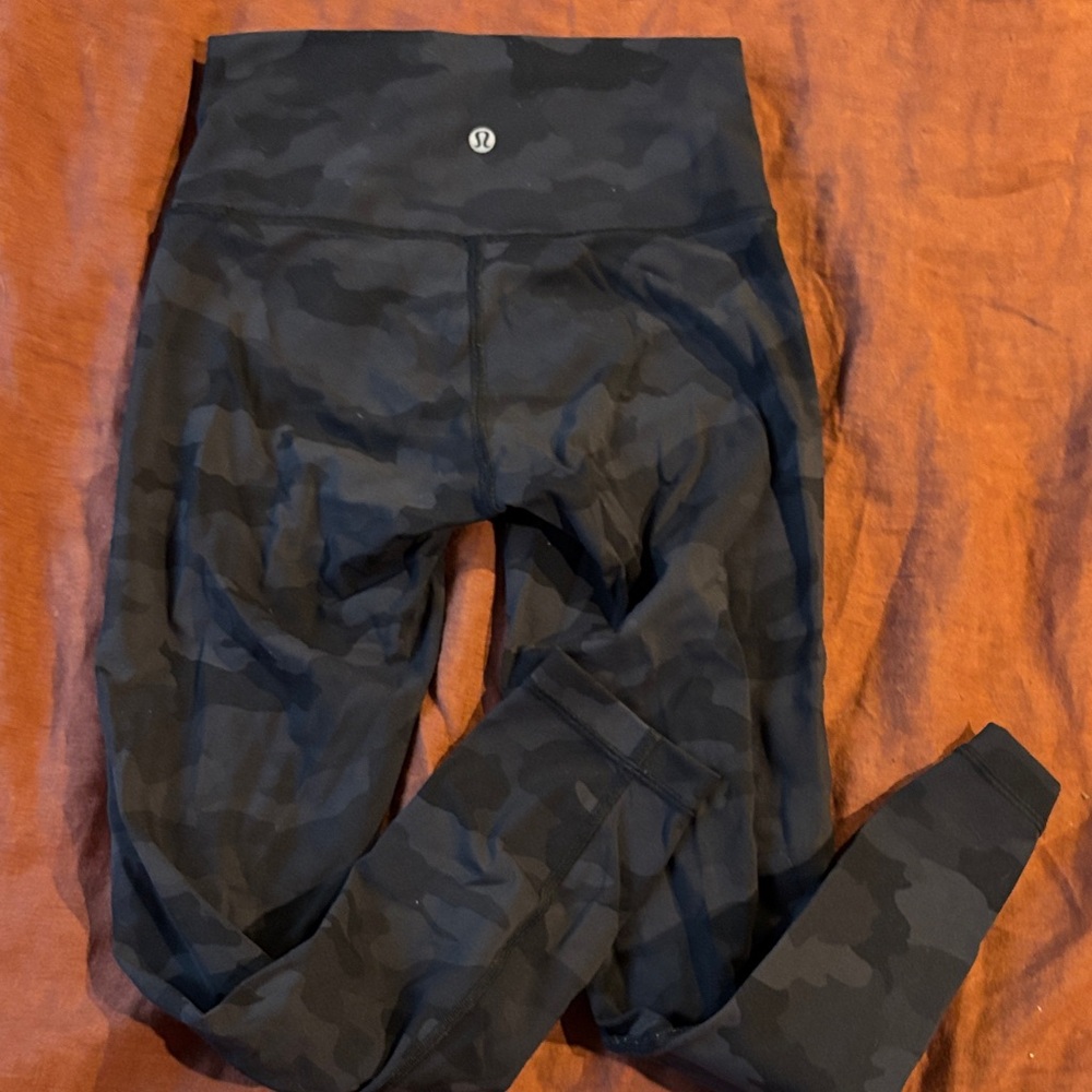 Lululemon Black Camouflage Leggings
